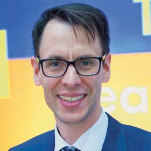 time4you: Architecting Custom-Built E-Learning Ecosystems